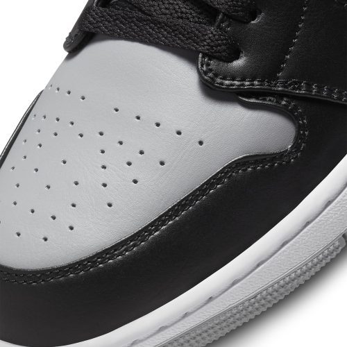 air jordan 1 low shadow toe 553558 052 toe box