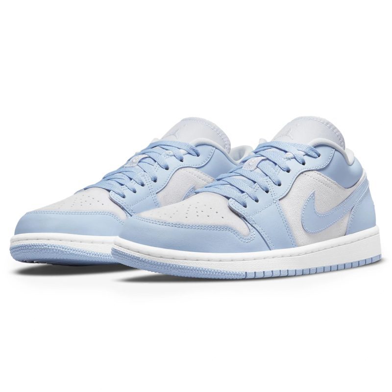 air jordan 1 low university blue w dc0774 050 front side