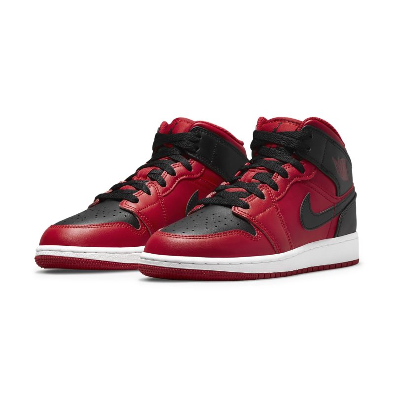 air jordan 1 mid reverse bred gs 554725 660 front side