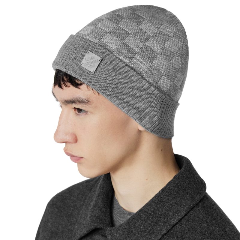 louis vuitton neo petit damier grey beanie scarf nvprod3920087v model side