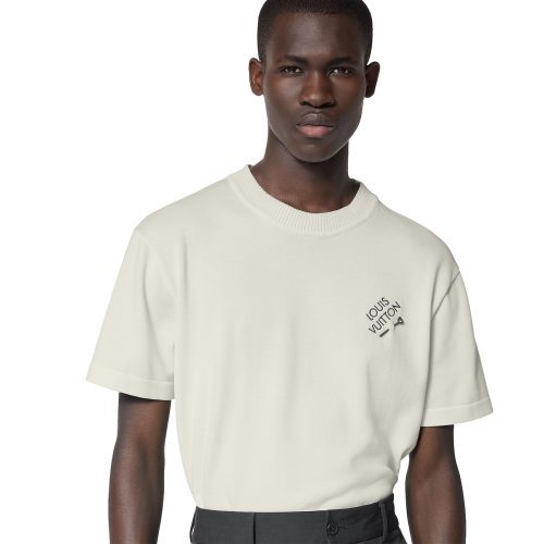 louis vuitton signature t shirt nvprod3570064v close front model