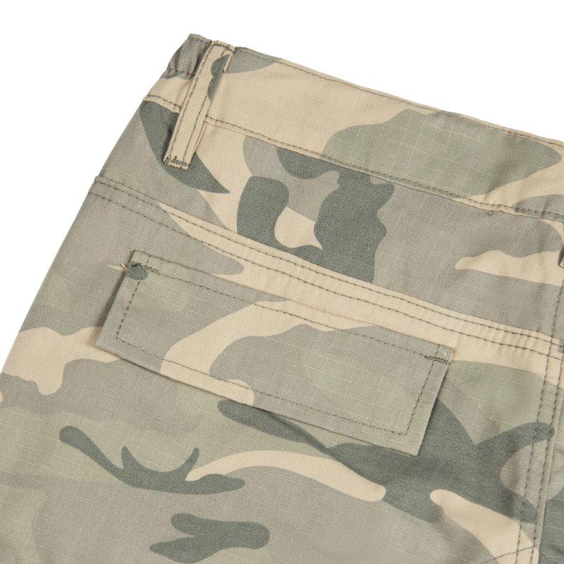 siarr camo shorts green corner