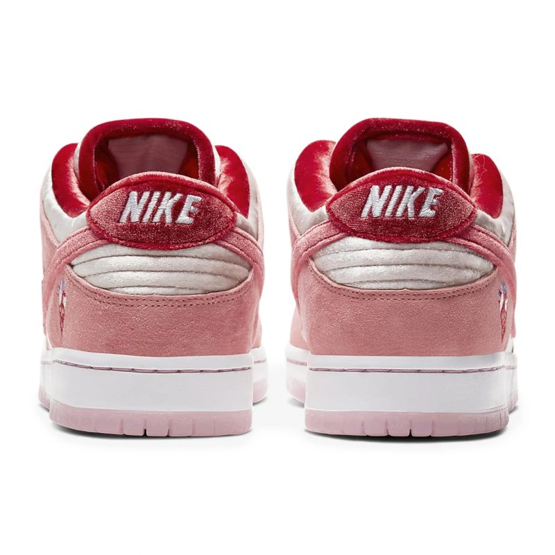 strangelove x nike sb dunk low valentine s day ct2552 800 back