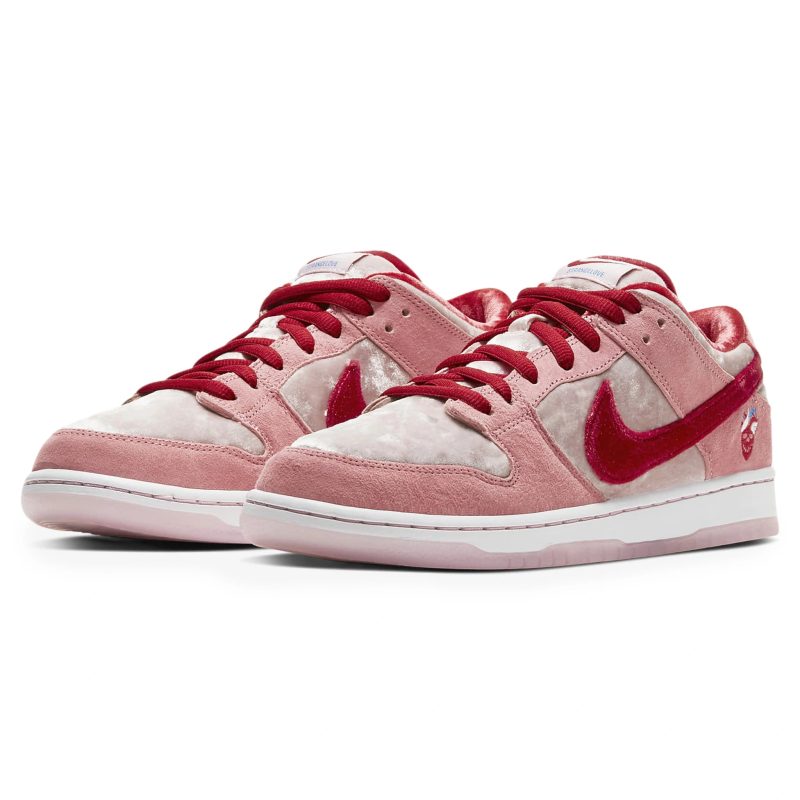 strangelove x nike sb dunk low valentine s day ct2552 800 front side