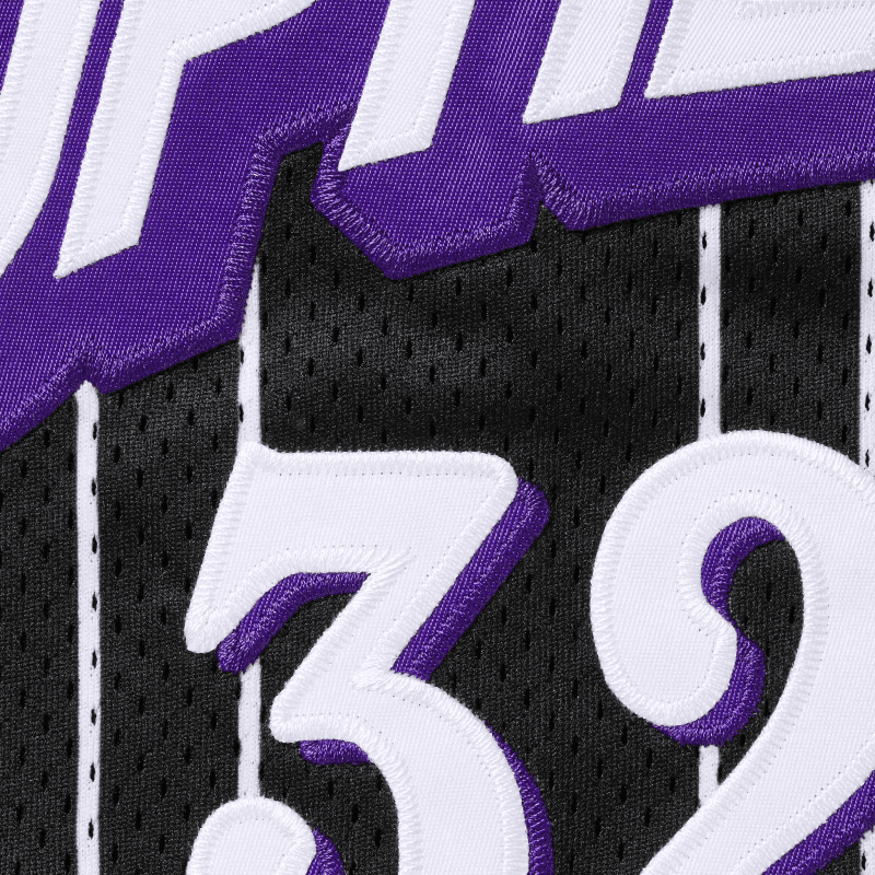 supreme star basketball black shorts detail