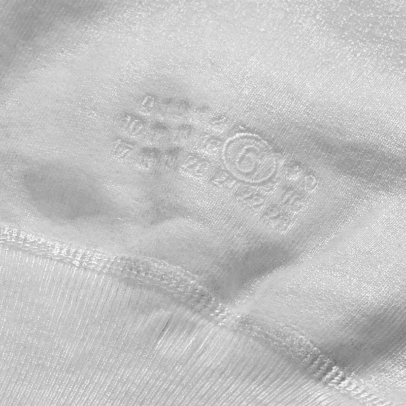 supreme x mm6 maison margiela foil box logo white hoodie detail