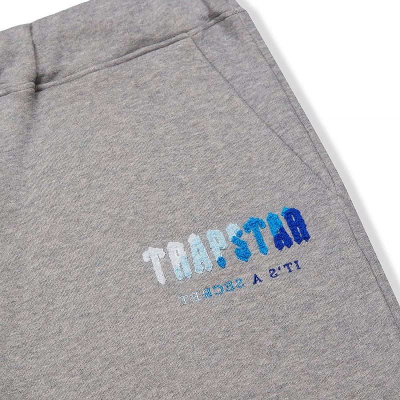 trapstar chenille decoded grey ice flavours 2.0 edition tracksuit crepslocker close up